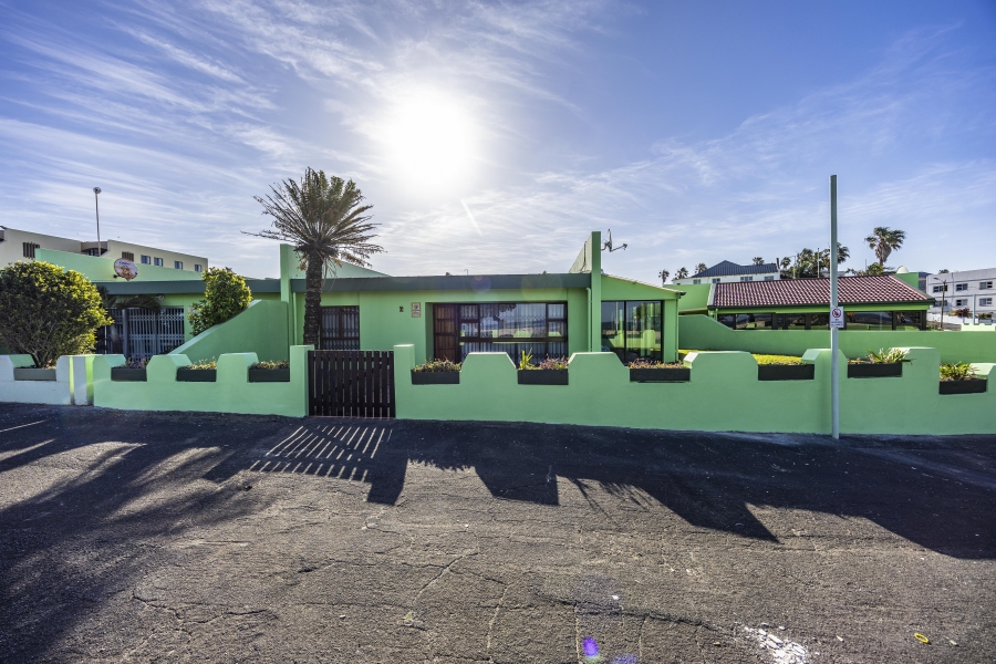 3 Bedroom Property for Sale in Quigney Eastern Cape